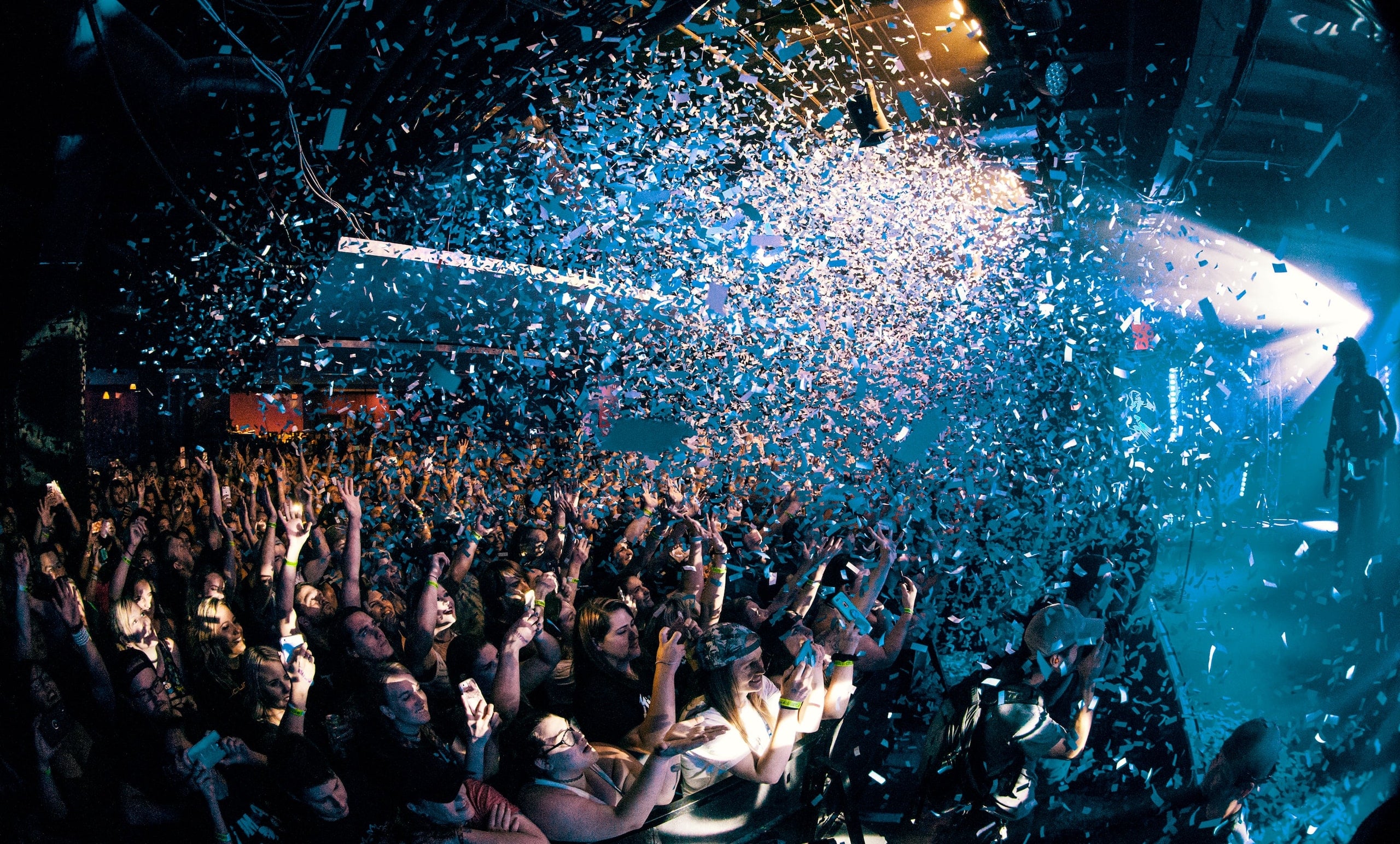 Concert crowd under confetti, header for Jet-Stream analytics